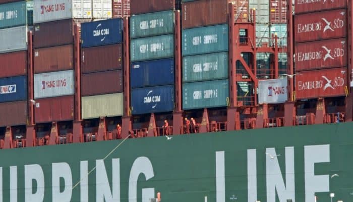 Rechtbank Kneppelhout advocaten Rotterdam handel industrie logistiek regelgeving