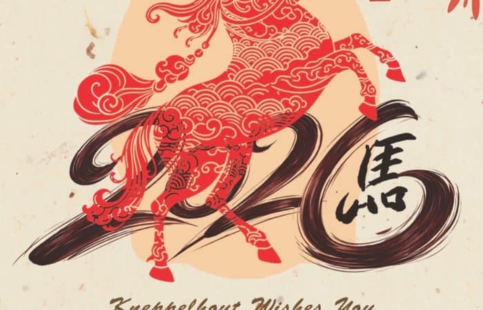 Kneppelhout wenst u een voorspoedig jaar van het paard